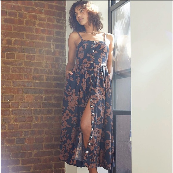 Free People Dresses & Skirts - Fre people midi dress the perfect square neck XS
